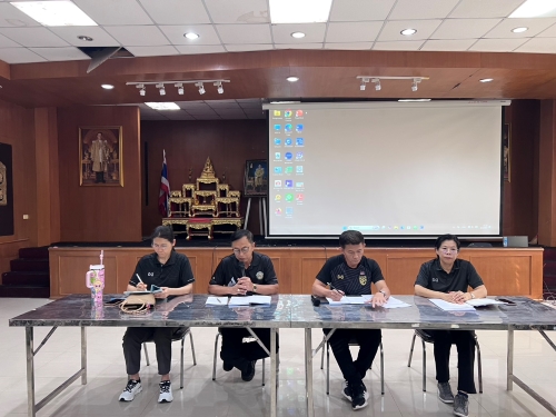 การประชุมพนักงานเทศบาลตำบลหนองม่วง ประจำเดือน เมษายน 2569