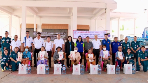 มูลนิธิป่อเต็งตึ๊ง (กรุงเทพมหานคร) ร่วมกับ มูลนิธิลพบุรีสามัคคีสงเคราะห์จังหวัดลพบุรี นำของอุปโภค-บริโภค มอบให้ประชาชนกลุ่มเปราะบาง